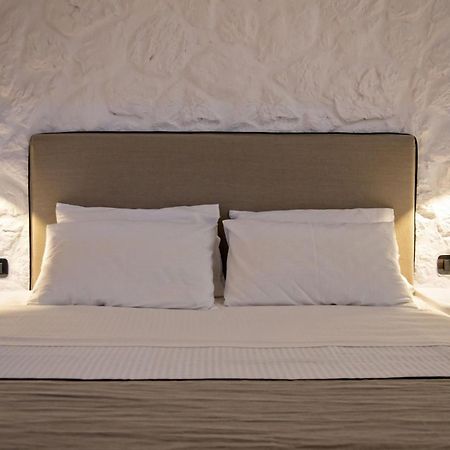 Levantes Luxury Suites II Tínos Exteriér fotografie