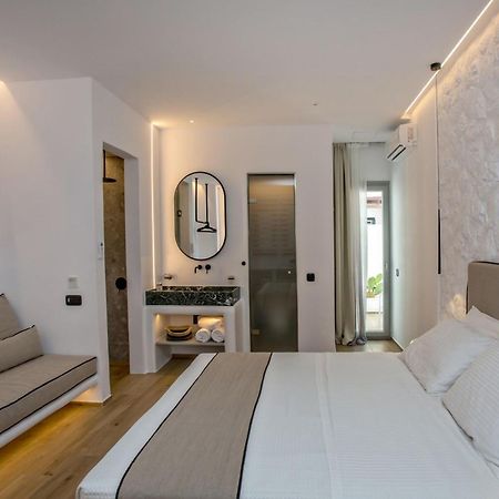 Levantes Luxury Suites II Tínos Exteriér fotografie