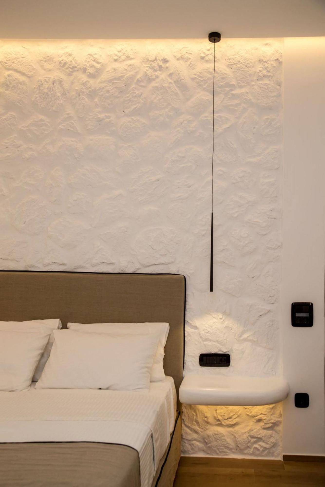 Levantes Luxury Suites II Tínos Exteriér fotografie